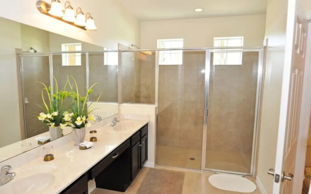 Watersong Resort Five-bedroom