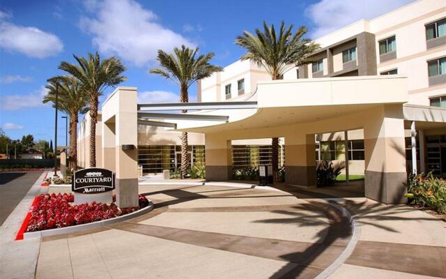 Courtyard by Marriott Santa Ana Orange County 0