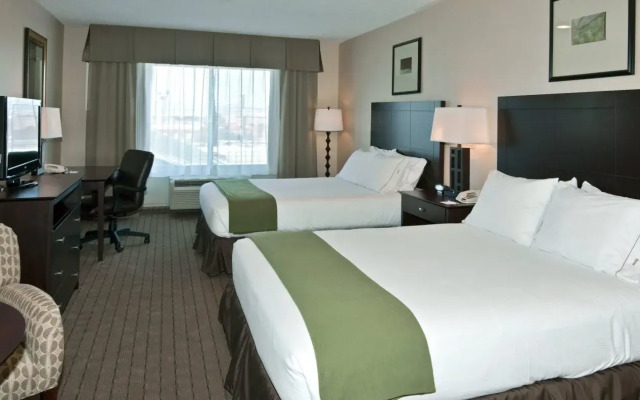 Holiday Inn Express Hotel & Suites Grants - Milan by IHG