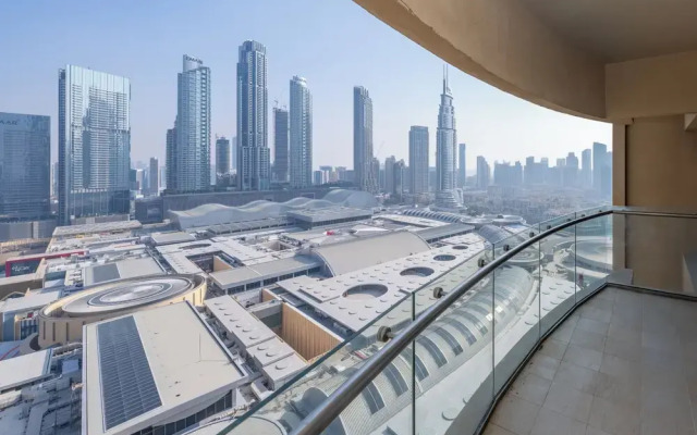 Holistay luxury collection1BR Dubai mall