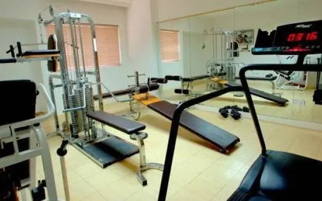 Golden Tulip Delma Suites