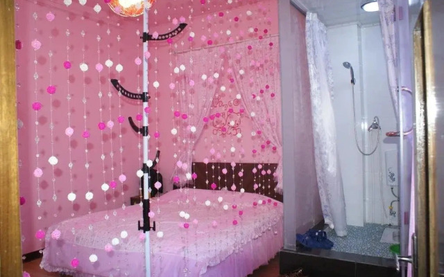 Yebuguisu Hostel