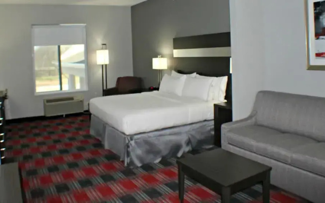 Holiday Inn Express & Suites Bonham