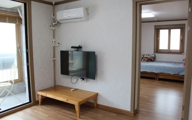 Samcheok Come to Play Guest House