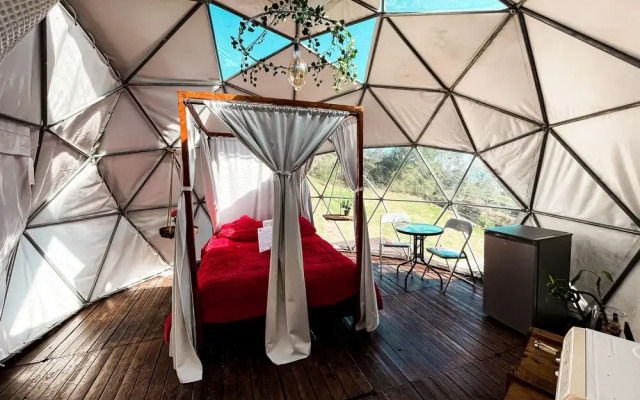 Glamho Resort