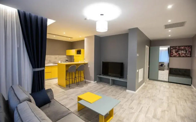 Omnia Apartments