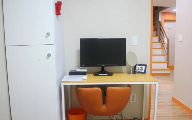 Cocoonstay Hongik Univ. Station