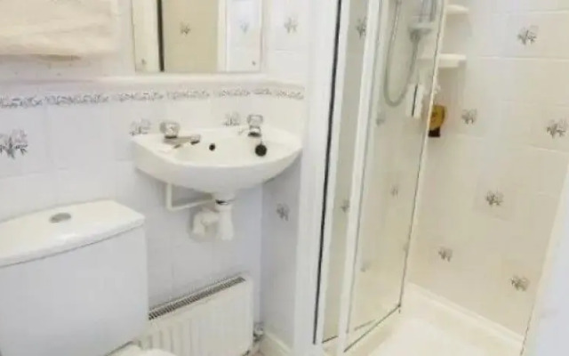 Braemar Guest House