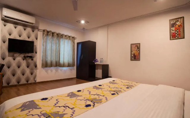 Tripli Hotels Arunoday Palace