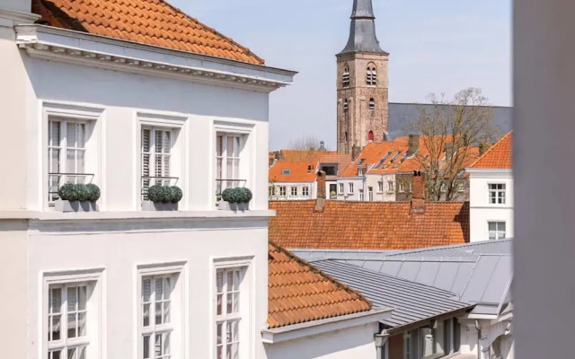 Spacious Guest Room in Bruges
