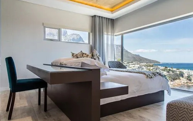 62 Camps Bay