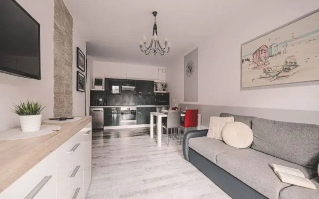 Prado - Styl i Wygoda w Centrum Gda ska z Gara em
