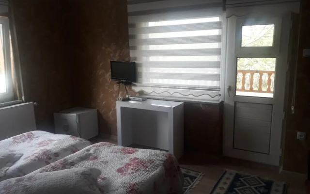 Nesilce Tatil Koyu