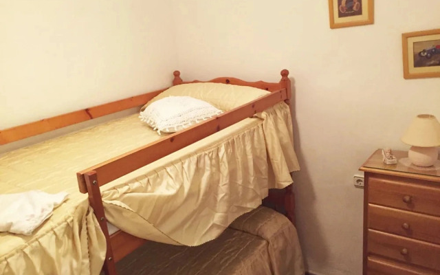 Ad4101 in Denia With 4 Bedrooms and 1 Bathrooms
