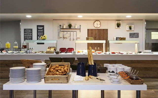Novotel Manchester West