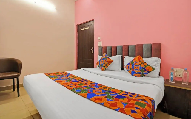 Fabhotel Insight Inn
