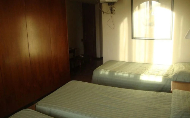 Hostal Victor