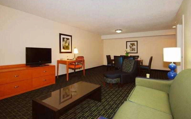 Fairfield Inn