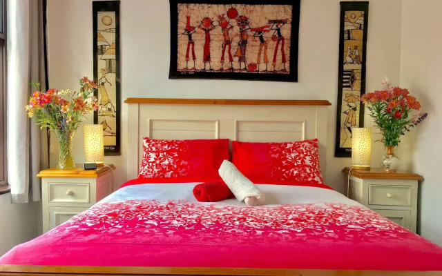 Hobarts Accommodation & Hostel