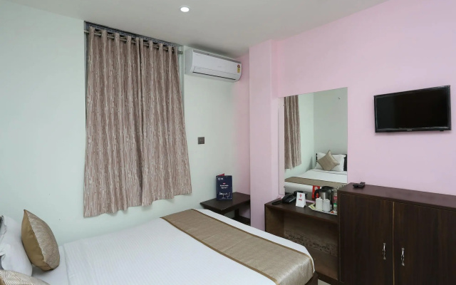 OYO 13265 Aashray Guest House