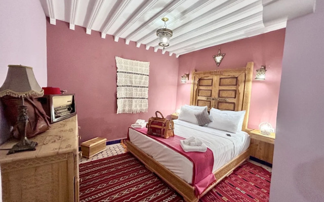 Riad Noor Medina