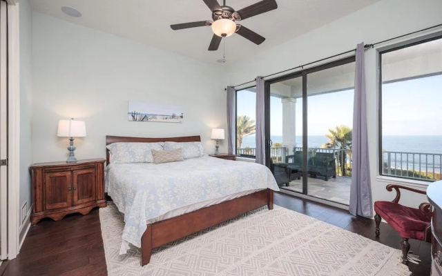 Cinnamon Beach Nautilus by Distinctive Beach Rentals