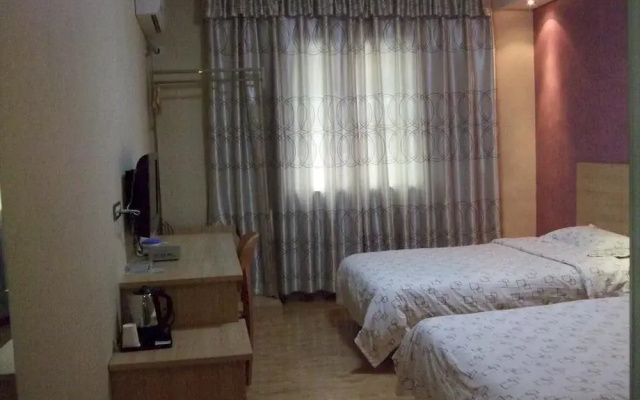 Wuhan Taining Express Hotel