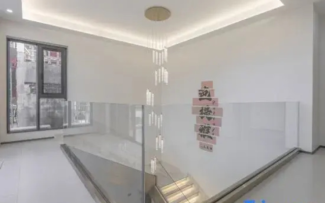 T M L-Urban 4 Bedroom-Independent Swimming Pool and Ktv