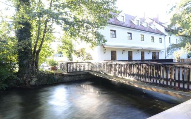 Отель Schleuse by Lehmann Hotels Германия, Мюнхен - отзывы, цены и фото номеров - забронировать отель Schleuse by Lehmann Hotels онлайн вид на фасад