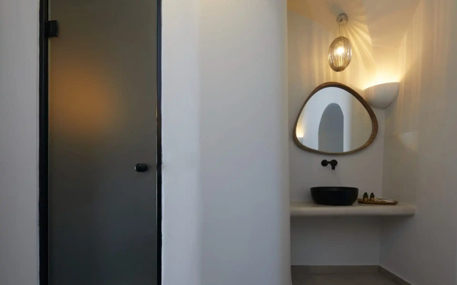 Aecon Suites