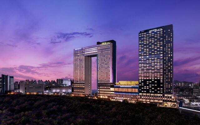 Отель Novotel Suites Ambassador Seoul Yongsan - Seoul Dragon City вид на фасад