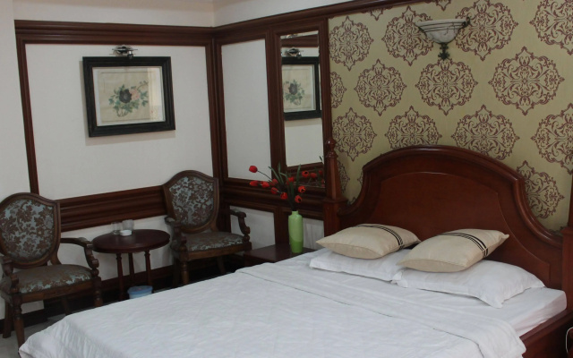 Twin Tiger Hotel