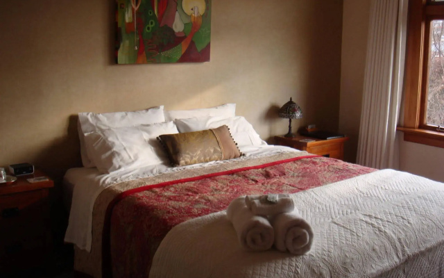 Highway House Boutique B & B