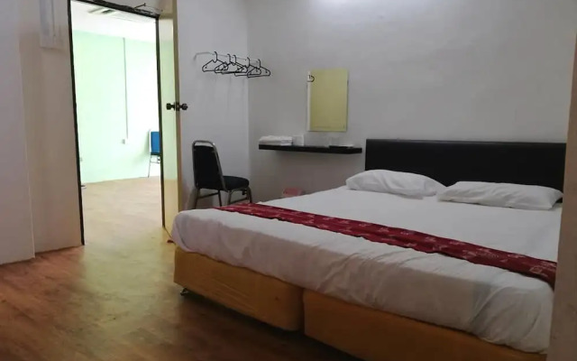 Pkb Hotel