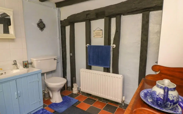 Caerau Farm House