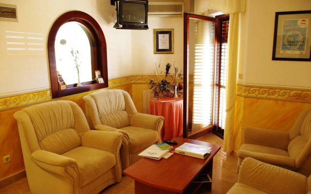 Hotel Villa Letan