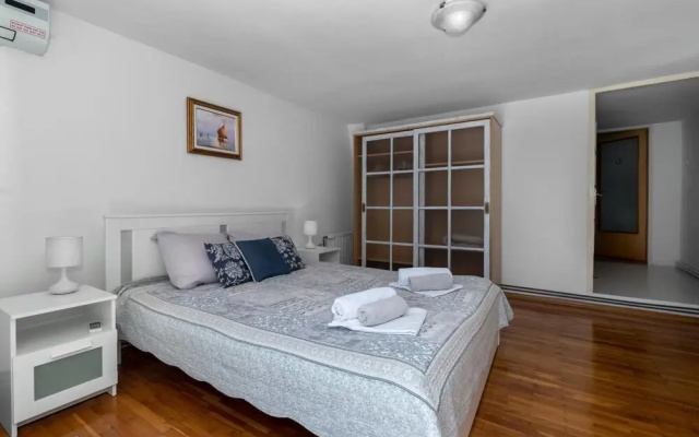 Stunning Apartment in Crikvenica With 2 Bedrooms and Wifi
