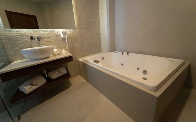 Sara N Hotel & Spa