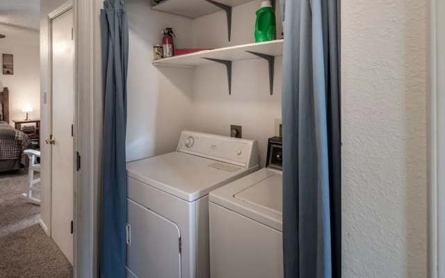 14 Pin - Two Bedroom Cabin