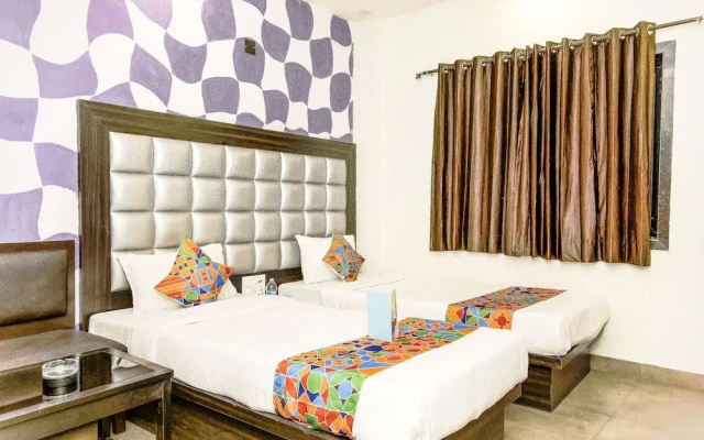 De Sivalika Howrah by FabHotel