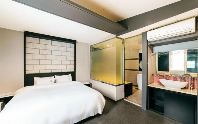 Hotel Ssome
