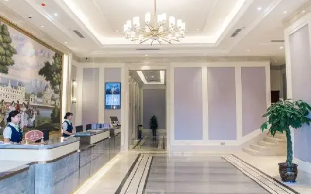 Vienna Hotel (Renshou City Wetland Park)