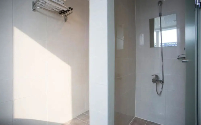 Pin & Fit House