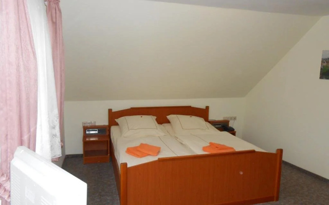 Goldener Engel /Pension