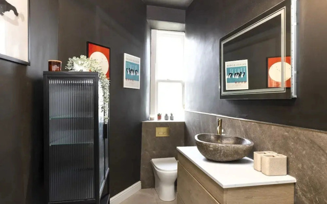 Elegant Apartment in the heart of Edinburgh