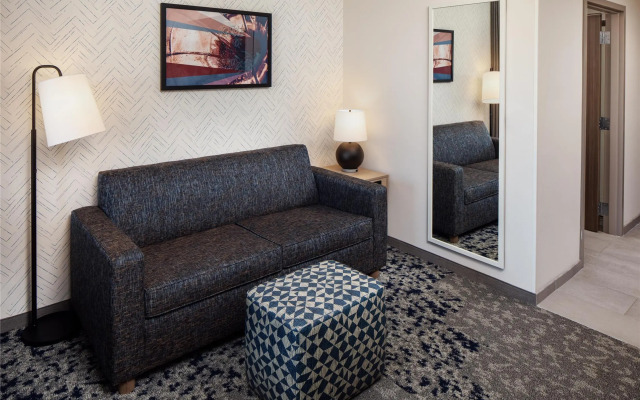 Home2 Suites By Hilton Memphis Downtown