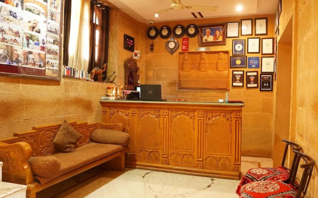 Gaji Hotel