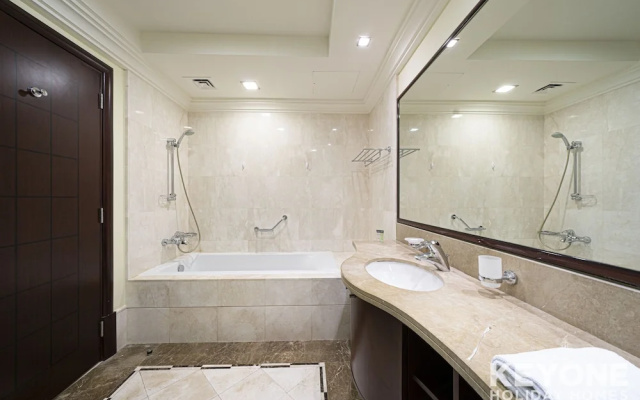 Grandeur Living 2BR plus Maid with Beach Access