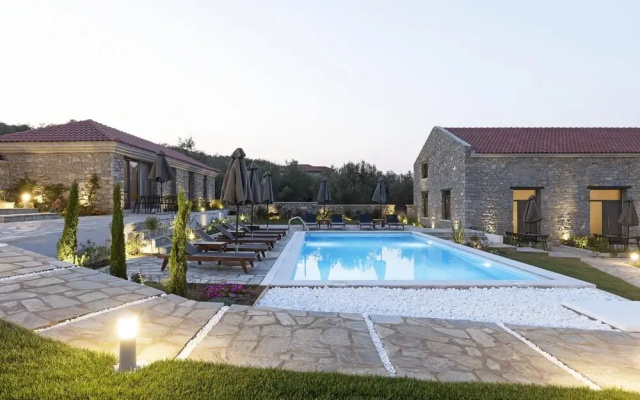 Lichnos Luxury Maisonette 2