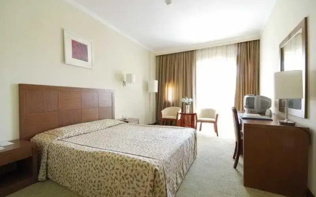 Perre Art Hotel Resort & Spa